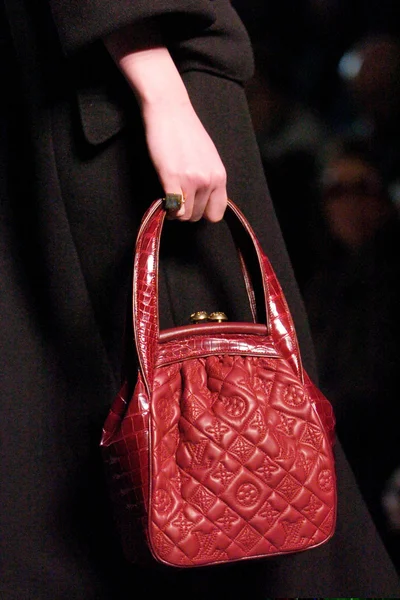 Look 2